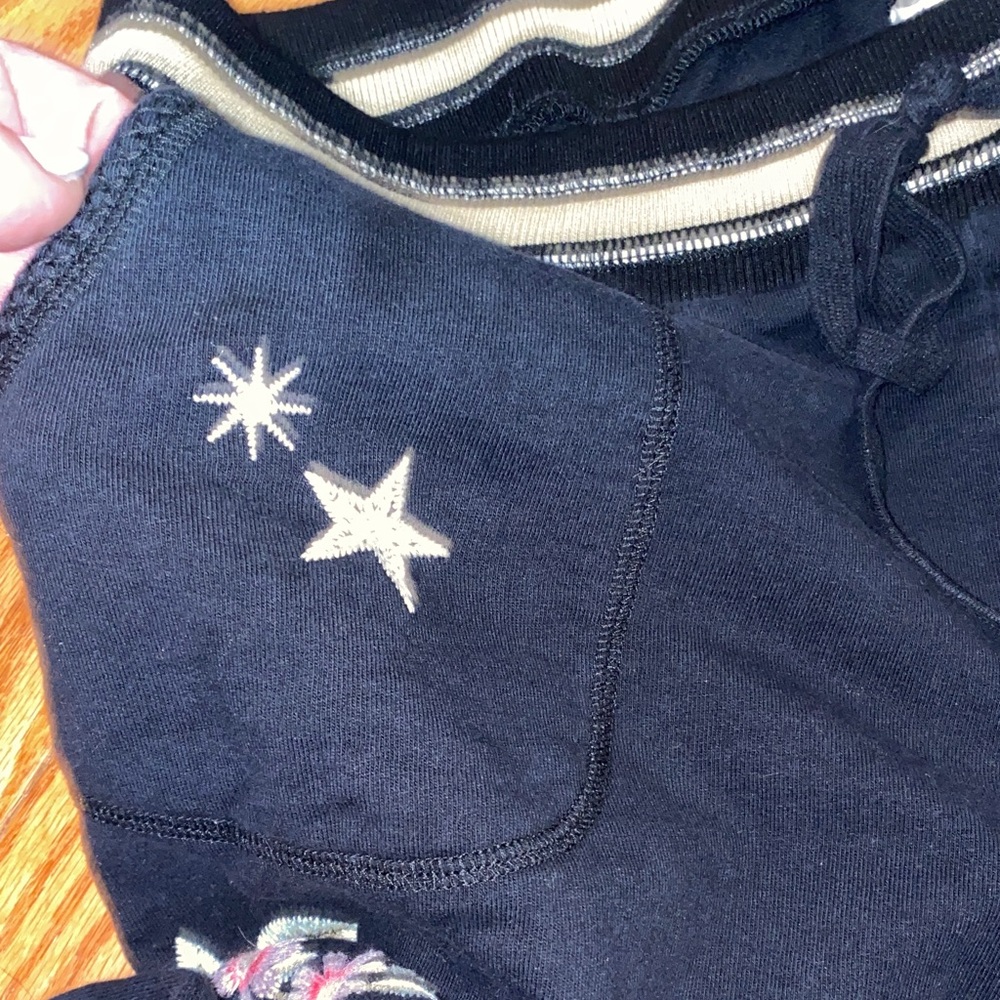 JW Los Angelos Black  Floral Embroidered Jogger Sweatpants - Picture 6 of 9
